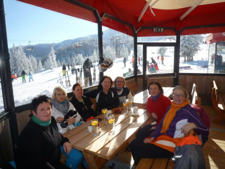 Mittagseinkehrschwung in der Ansitz Hütte